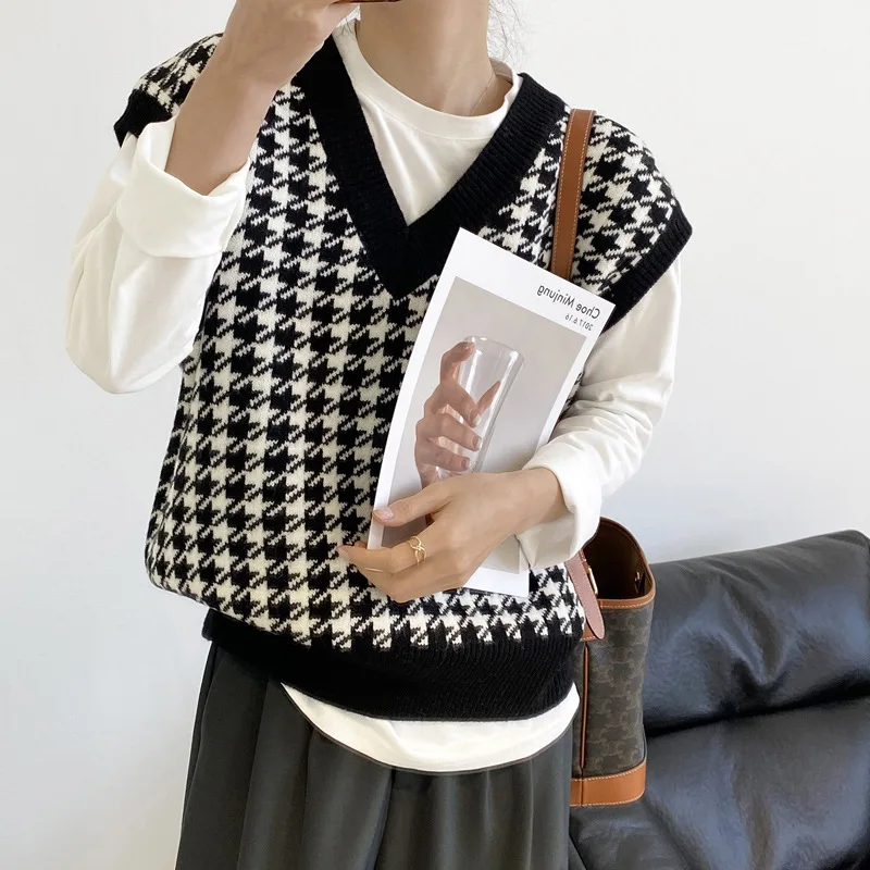 

2021 Autumn New Houndstooth Sweater Vest Women Contrast Color Knitted Waistcoat Korean Loose V-neck Outer Vest