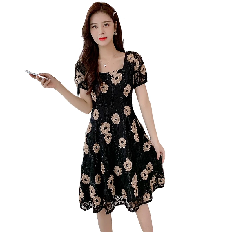 

COIGARSAM French Style Lace Women dress New Summer Square Collar Dresses Brief Paragraph Long Image Color 9936