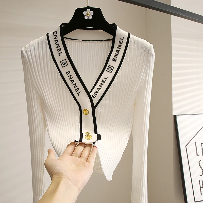 

Fashion Lady Letter V-neck Long-sleeved Knitted Sweater Cardigans Short Spring Autumn Contrast Stitching Slim Women Basic Top