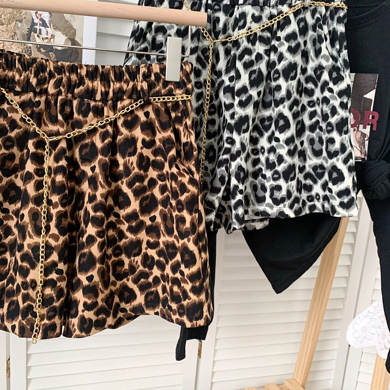 

2021 summer new fashion all-match leopard print high waist thin wide leg pants shorts casual pants with chain belt women