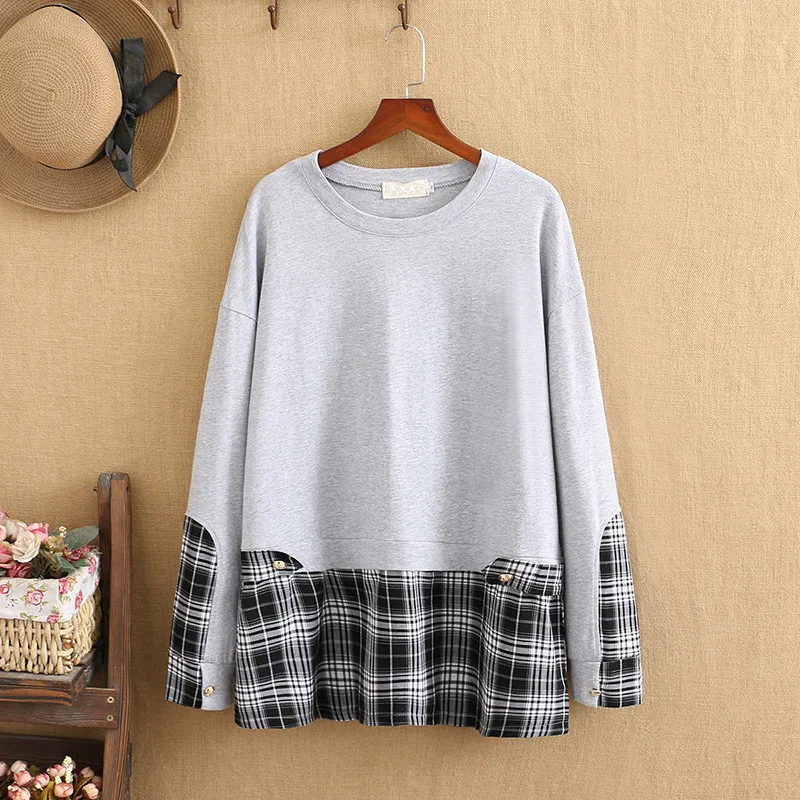 

plus size Women long-sleeved t-shirt with a plaid hem at the bottom of a round neck New Spring Frock for women under 220 pounds