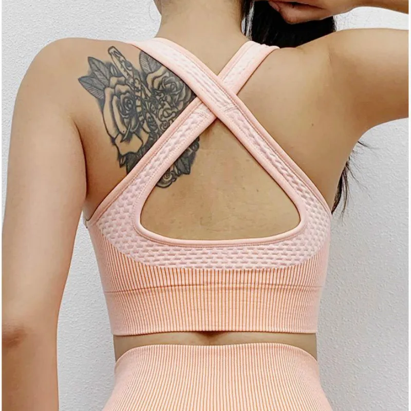 Бесшовный спортивный бюстгальтер с эффектом пуш ап тренировочный Женский жилет