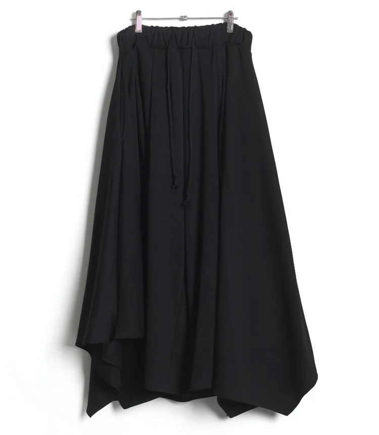 

Mr. self made new Japanese and Korean style loose skirt pants in spring and summer
