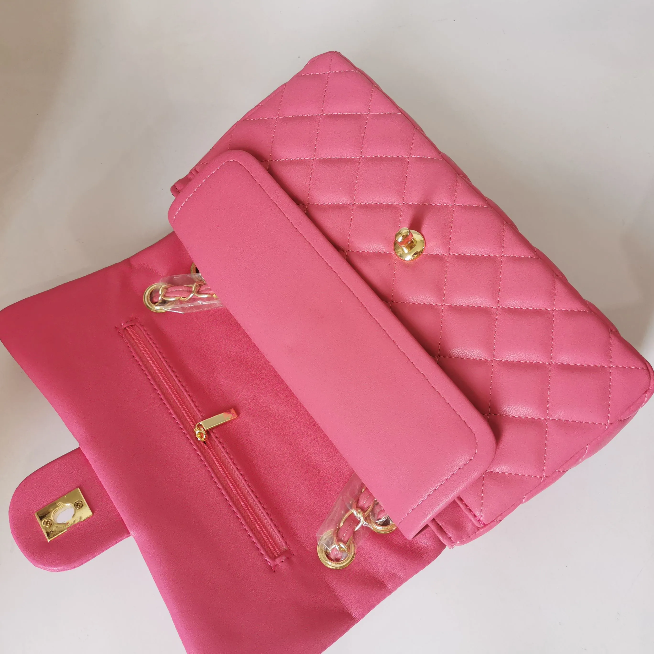 

Fashion Chain Crossbody Handbag Messenger Handbag Designer Women bag Women Retro Shoulder Luxury Office Bag