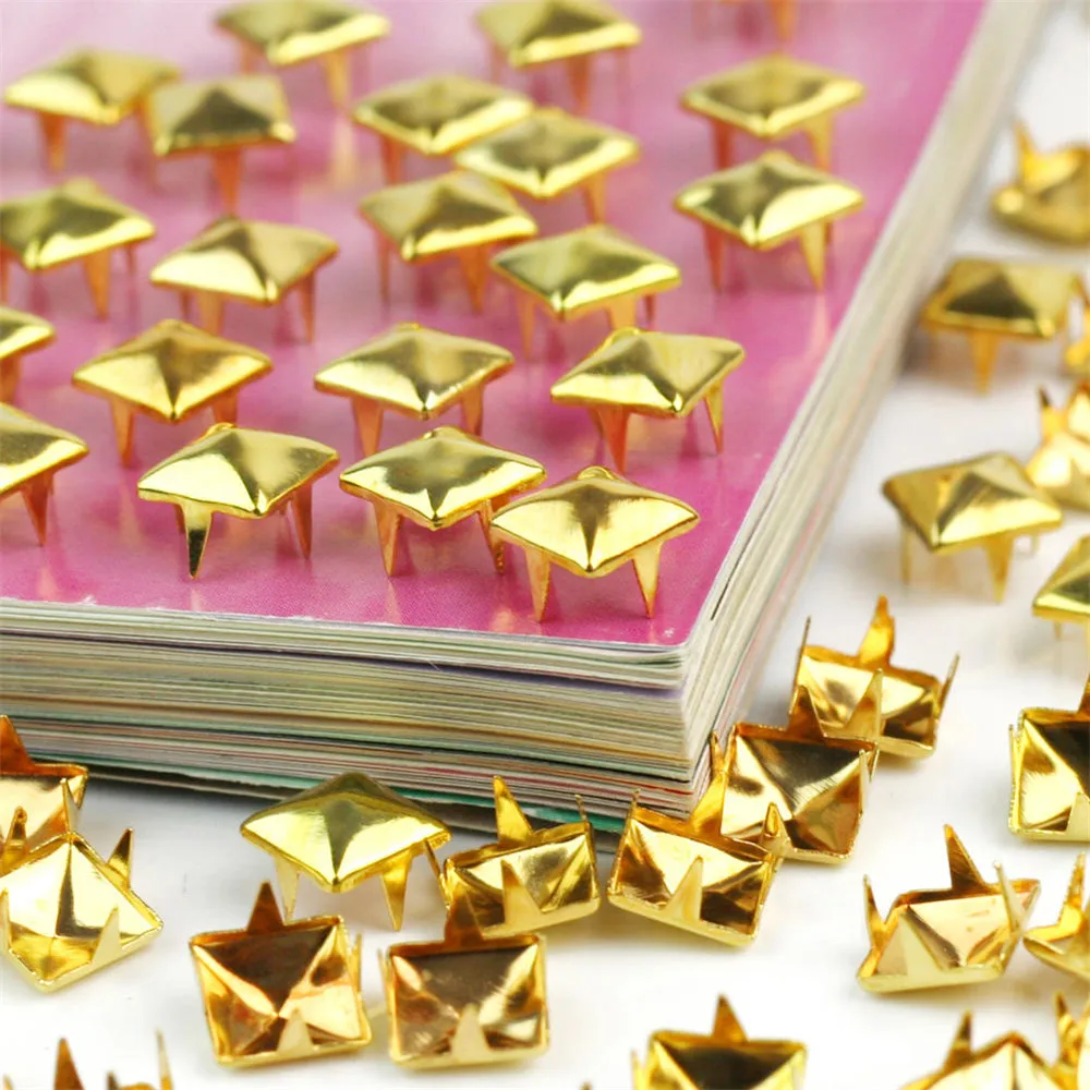 Новый дизайн 100 шт. металлические золотые шпильки в форме пирамиды шипы гвоздики 8