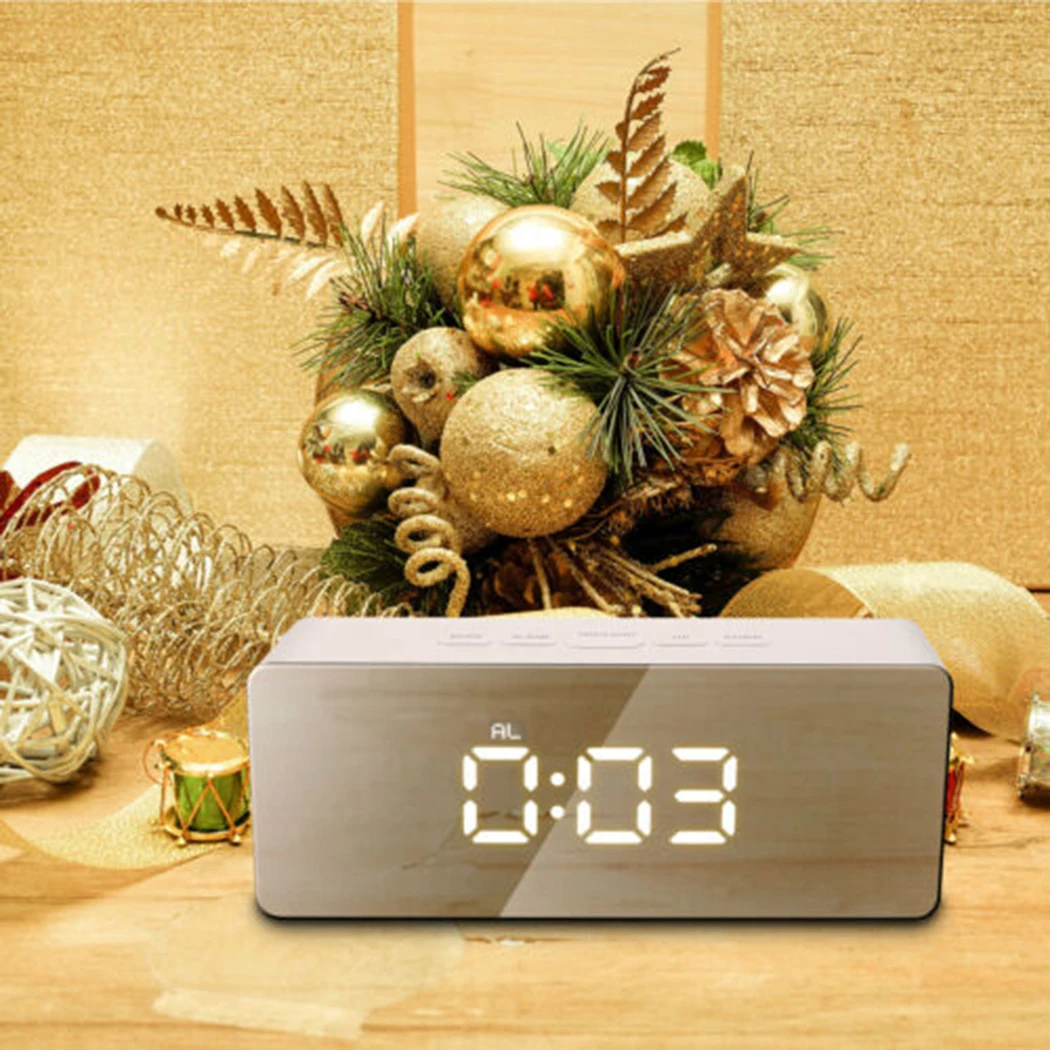 

Decoration Display Alarm Clock Home Mirror School USB/Battery Operated