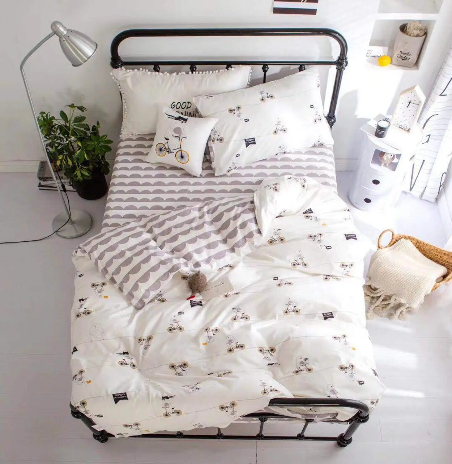 Комплект постельного белья детский из 3 предметов с наволочкой и простыней | Мать