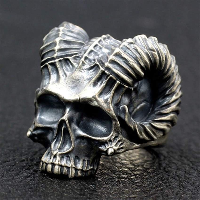 

Gothic Exaggeration Demon Satan Antenna Shape Ring Jewelry for Women Men Biker Rock Metal Skull Ring Party Club Accessories