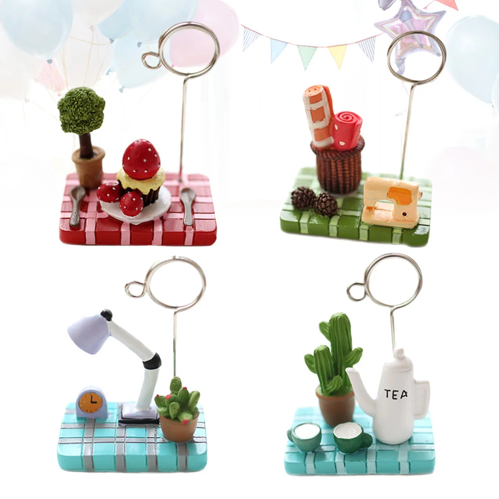 

4PCS Succulent Plants Microlandschaft Memo Clips Message Photo Holder Stand (Strawberry + Teapot + Table Lamp + Sewing Machine)