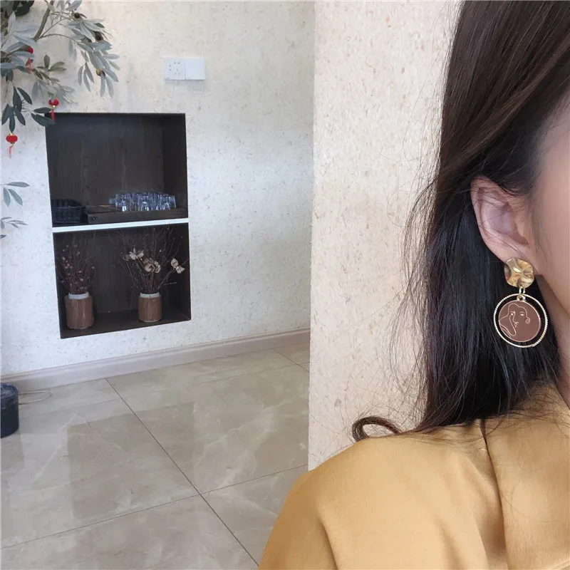 Женские асимметричные серьги корейские винтажные геометрические с