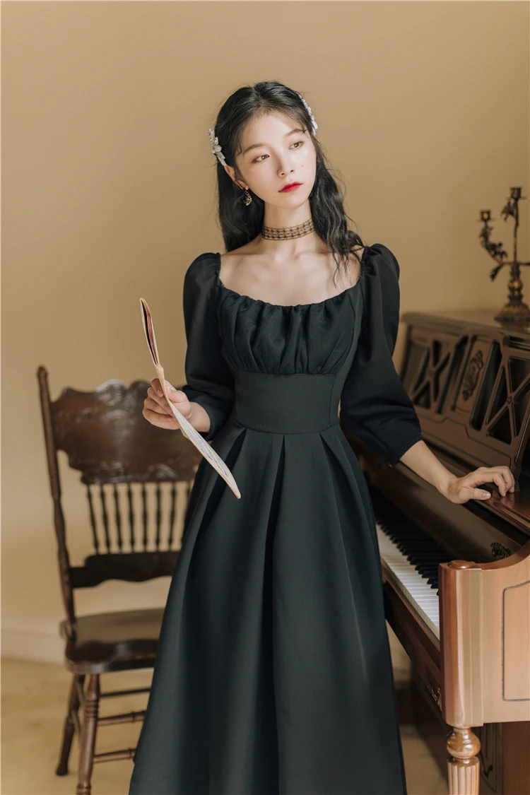 SWEETXUE Vintage black dress Sexy Square Collar Puff Sleeve Black Pleated High Waist Comfort Elegant Club Fashion Women Dresses