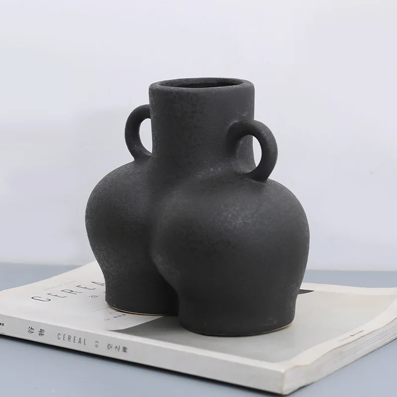 

Nordic human body butt shape ceramic dried flower vase homestay hotel shop soft decoration design home desktop decoration