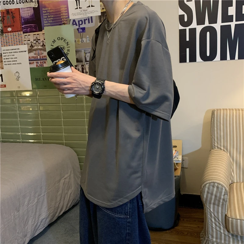 

2022 Summer Hem Split Fork Short Sleeve Men T Shirt Irregular Cool Boys Korean Fashion Branded Causal Oversized Punk Clothes Top