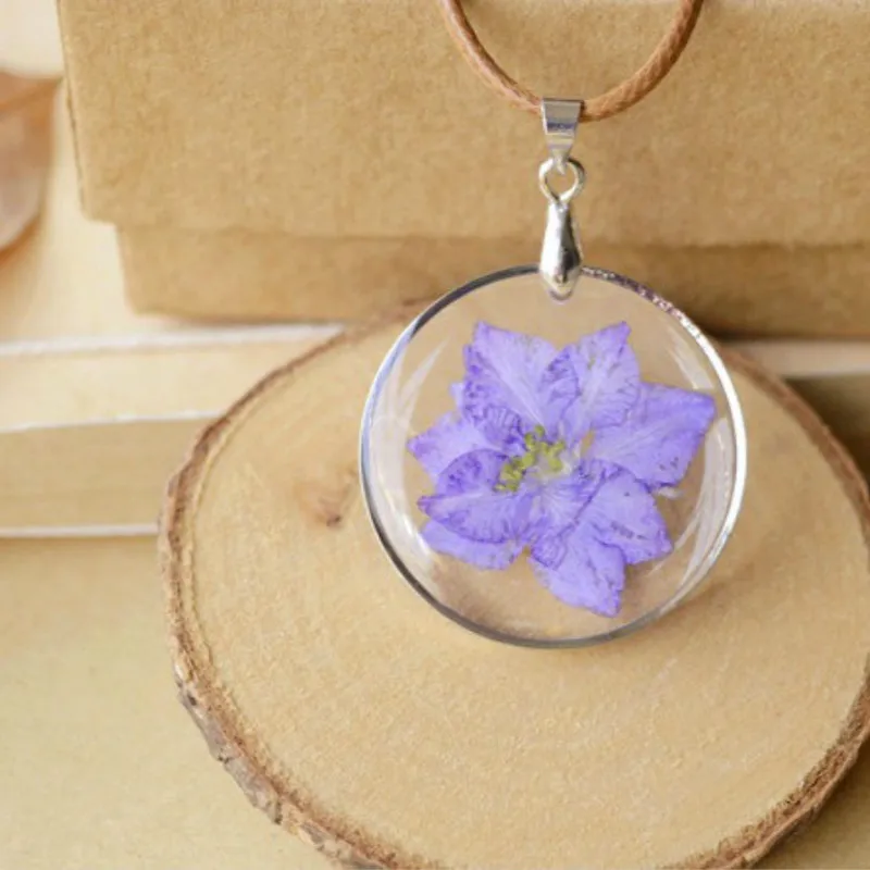 

Natural Dried Flowers Delphinium Flower Handmade Epoxy Necklace Butterfly Necklace Necklaces for Women Cubana