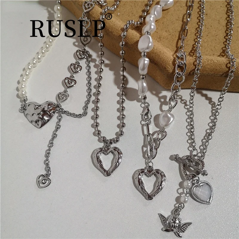 

Classic Retro OT Buckle Women's Necklace Angel Baroque Love Pendant Necklace Gothic Punk Clavicle Chain Jewelry Party Gift