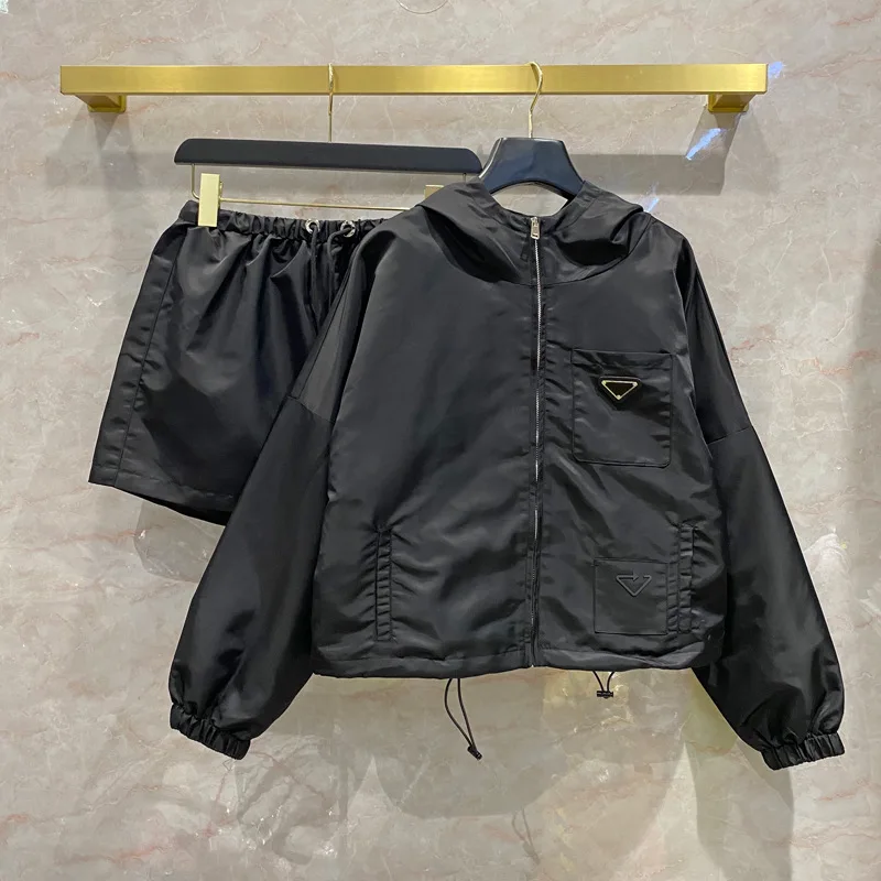 Sports nylon set men and women with long sleeves with hat shorts loose waist fashion trend punk style new style windbreaker