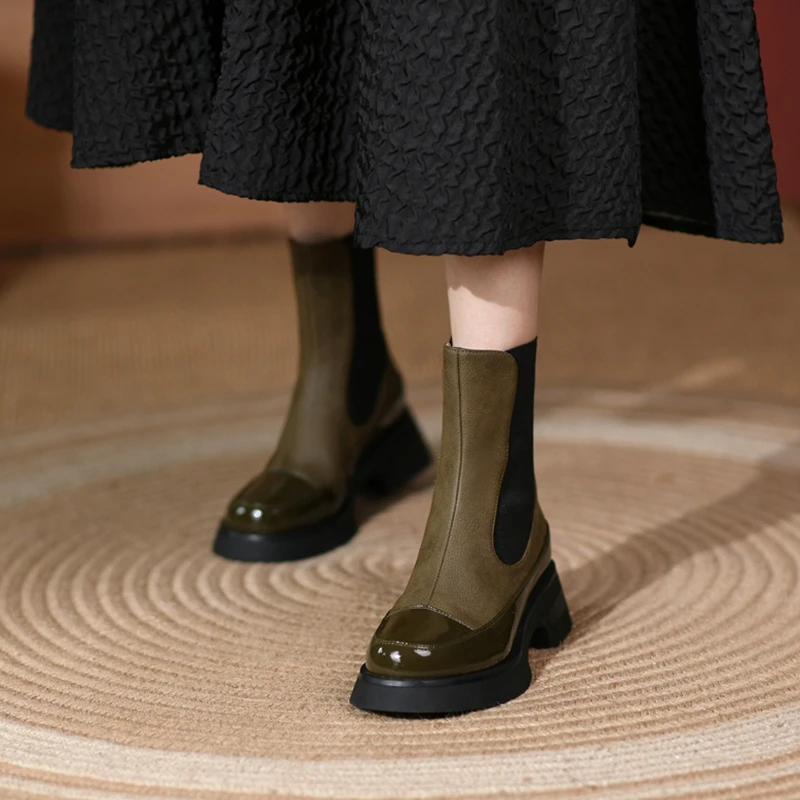 

Retro British Style Thick Heel Chelsea Short Boots Female Autumn and Winter Increased Round Toe Short Boots Stitching Nude Boots