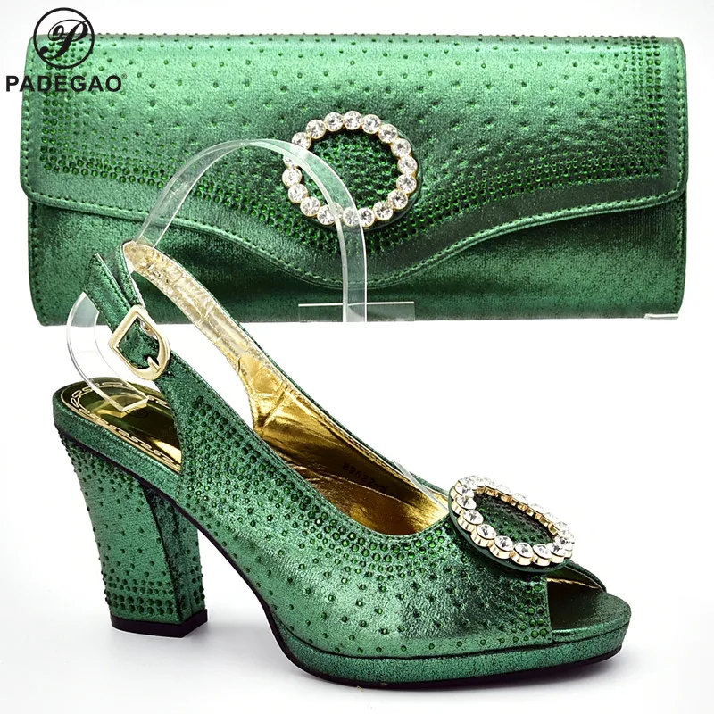 Новое поступление Женский комплект из обуви и сумки в итальянском стиле на