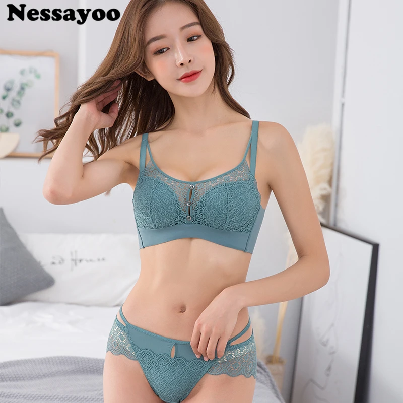 Новинка Женский костюм с кружевным бюстгальтером без косточек ультратонкое