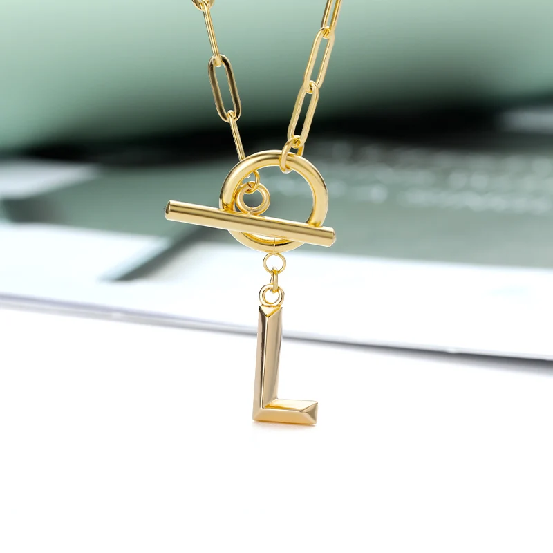 Ожерелье женское в готическом стиле с подвеской-буквой цепочка язычком