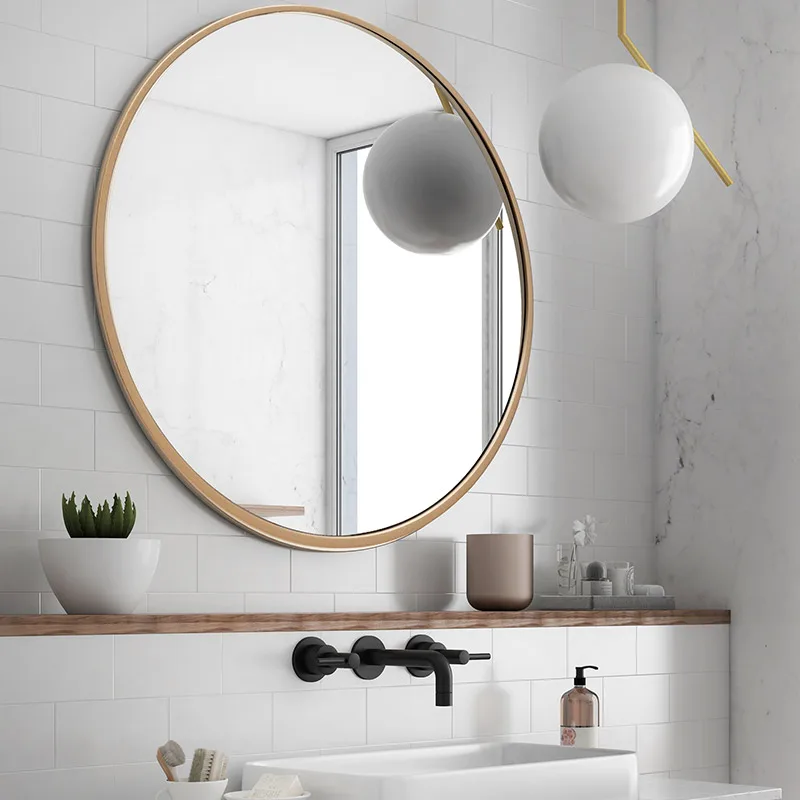 Круглое зеркало с подвесной цепочкой декоративное настенное металлической