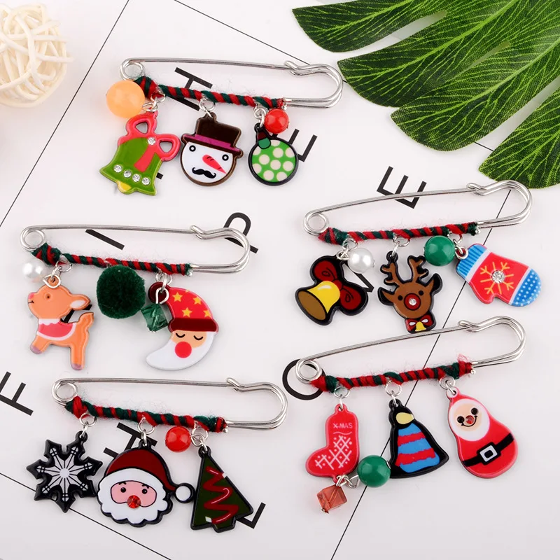 

Christmas Series Snowman Bell Elk Elder Pompom Christmas Stocking Gloves Cartoon Brooch enamel pin New 2021 brooch