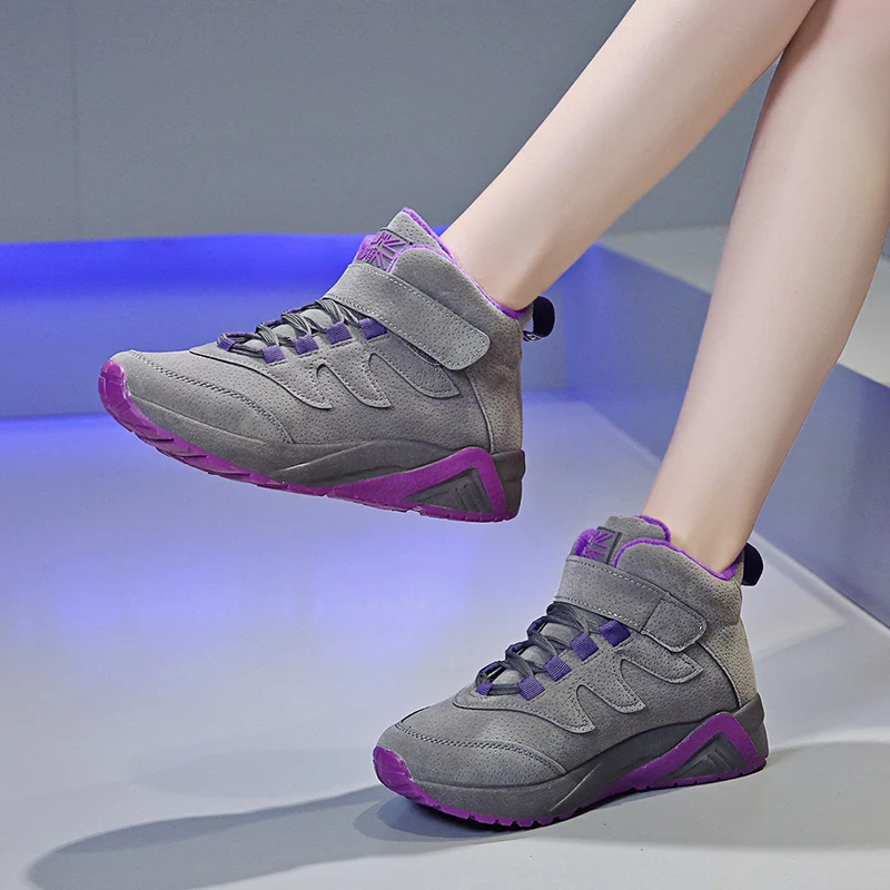 

Spring 2021 Women's Sneakers Comfortable Brand Design Lace-up and Velcro Walking Shoes Solid Color Plus Size 40 Stable Footwear