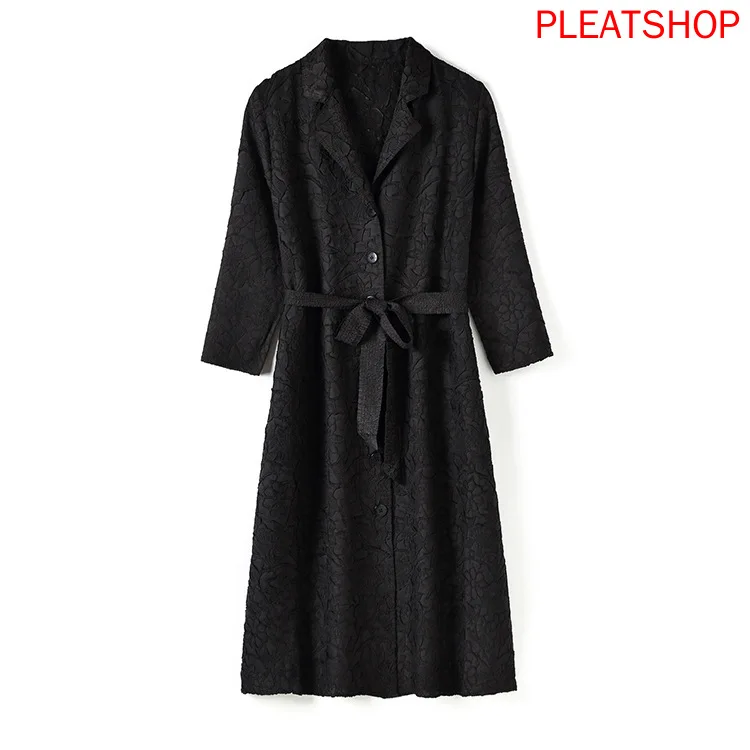 

Pleated Suit Collar Temperament Windbreaker Women's Miyake Embroidery Single-breasted Strap Long-sleeved Slim Coat Mid-length
