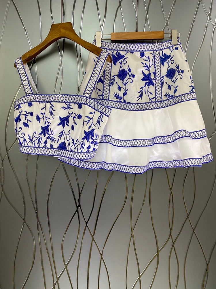 

National style summer 2021 new skirt suit embroidered printed camisole + high waist short stitching A-line cake skirt