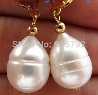 

Wholesale 13mm White Freshwater Pearl Earrings Leverback *l