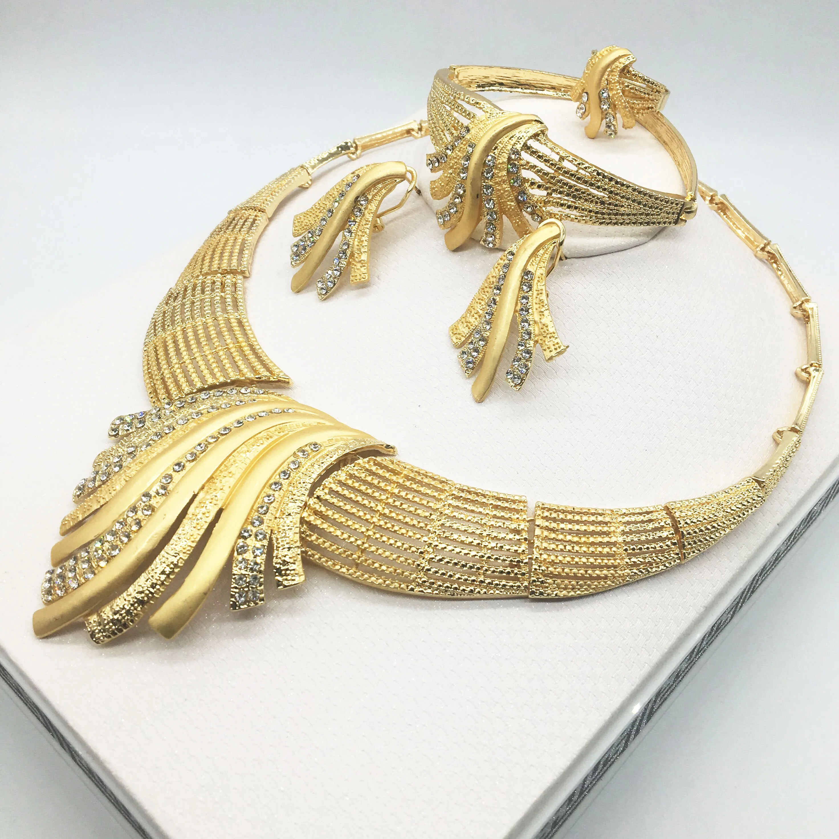 Южная Африка Дубай Ювелирная коллекция большое ожерелье Классическая мода форма