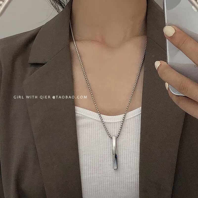 

Korean Fashion Men's And Women's Same Style Stainless Steel Necklace Long Stick Type Cold Wind Hip Hop 2022 New Jewelry Necklace