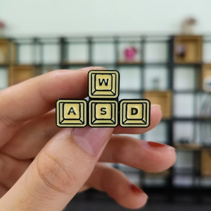 Эмалированная заколка для клавиатуры WASD 1 шт. броши игр значок на джинсовую