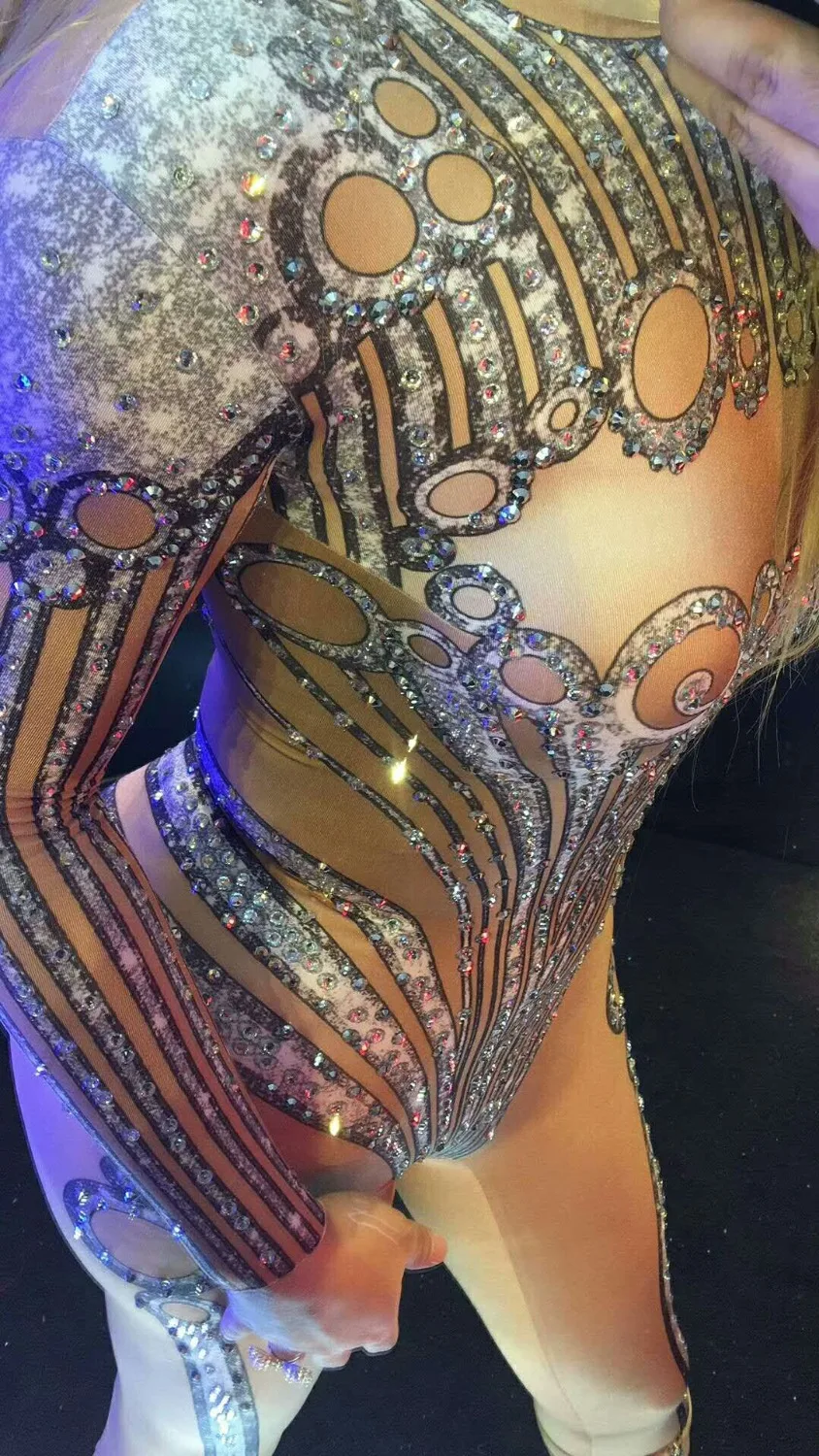 Женский сексуальный комбинезон со стразами телесного цвета для сцены стрейчевый