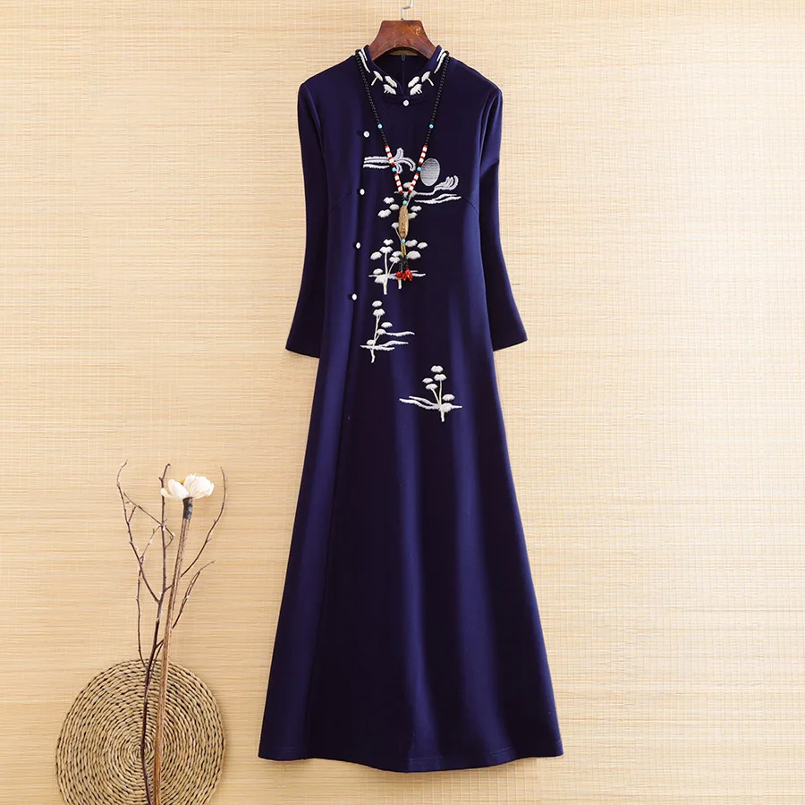 

Chinese Style Women Qipao Dress Autumn Royal Embroidery Vingtage Elegant Lady Luxurious Cotton A-line Cheongsam Dress S-XXL