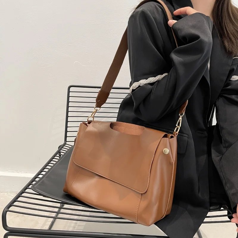 

Текстурированная сумка на плечо, женская сумка, осень 2021, новая сумка, модная вместительная сумка на одно плечо, сумка-тоут для поездок