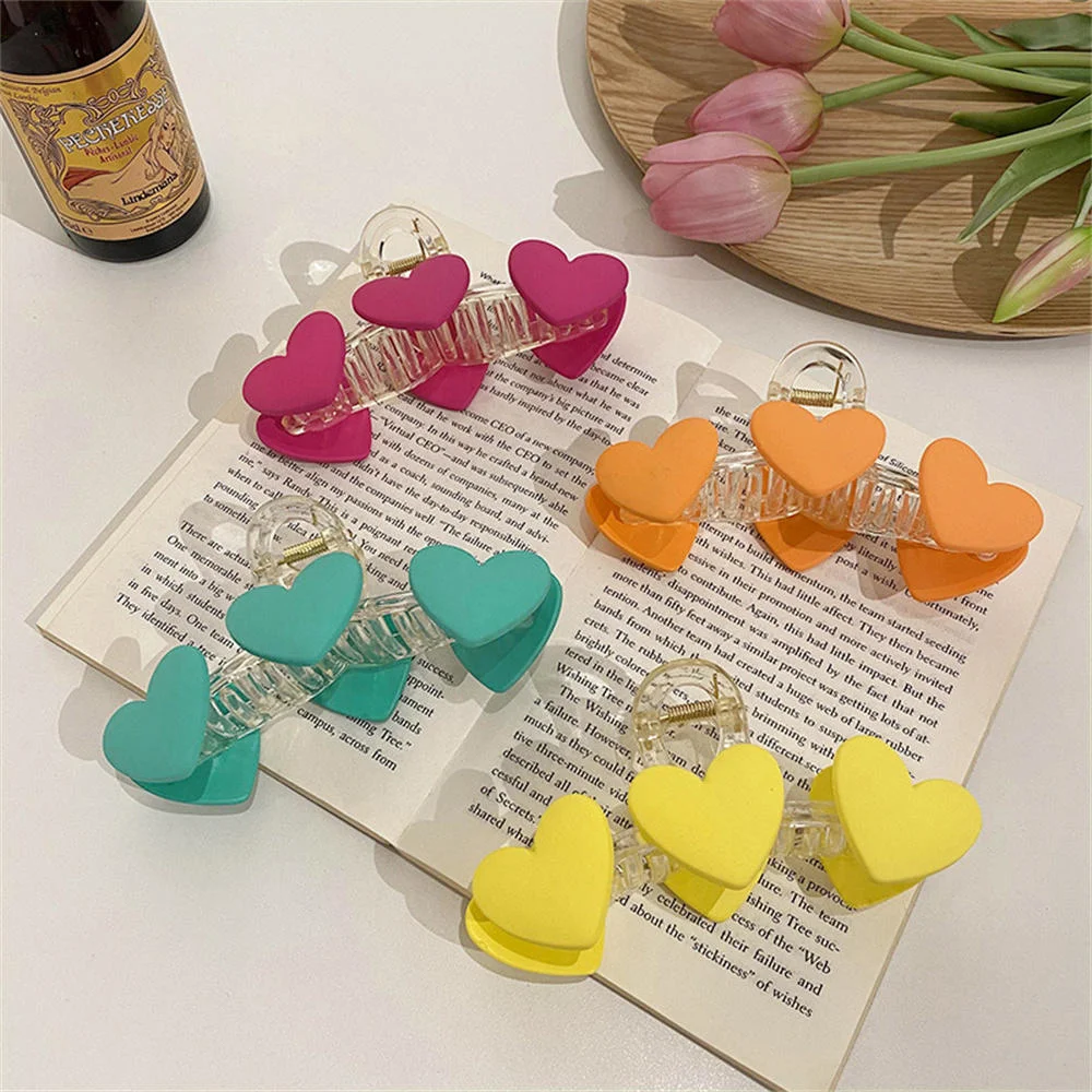 

Simple Acrylic Love Hairpin Hair Claw Clip Large For Thick Hair Women Girls Sweet Fashion Clip Temperament Hair Accessories