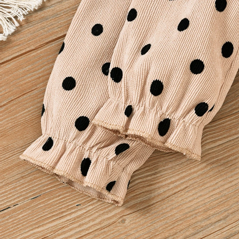 Детский вельветовый комбинезон в горошек на возраст 0-18 месяцев |