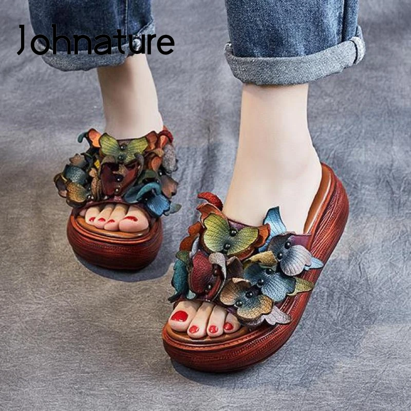 

Женские шлепанцы на танкетке Johnature, сланцы из натуральной кожи с цветочным принтом, Уличная обувь на платформе для лета, 2022