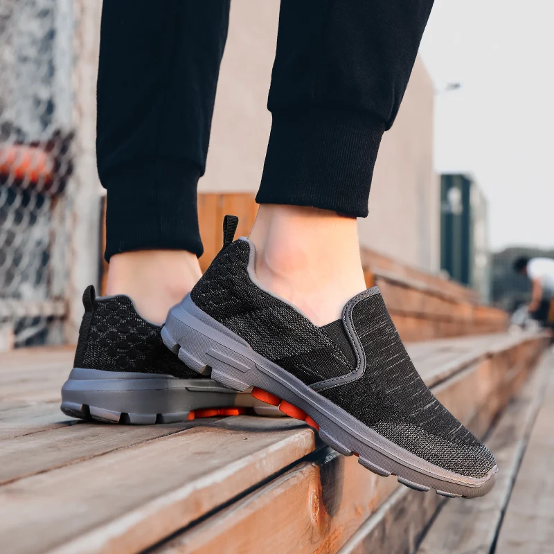 

Mens Slip on Sneakers Loafers Man Youth Walking Shoes Fitness Shoes Athletics Gym Sport Sneakers Breathable Mesh Running Shoes