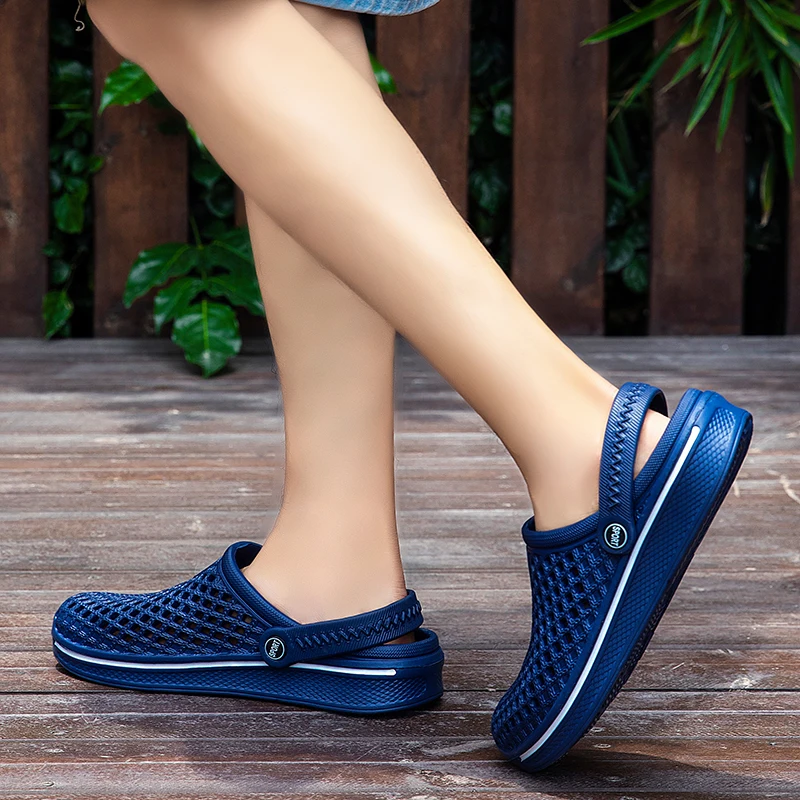 

Men's Shoes Women's Shoes Summer Couple Hole Shoes Beach Shoes Flat Heel Breathable Sandals Soft Comfortable Fashion Shoes