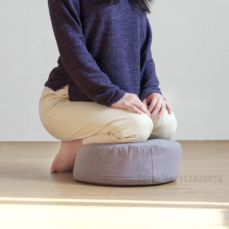 

Round Kneeling Pad Buckwheat Husk Cushion Round Meditation Yoga Cushion Comfort Floor Seat Furniture Seating Futon Pillow