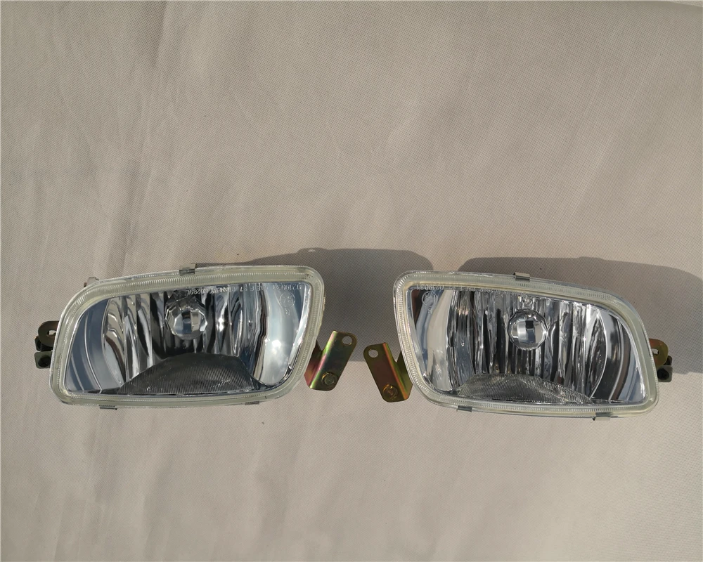 Противотумансветильник ры на передний бампер противотумансветильник для Mitsubishi