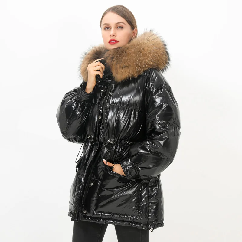 Женский пуховик с большим натуральным мехом енота свободная куртка на 2021 белом