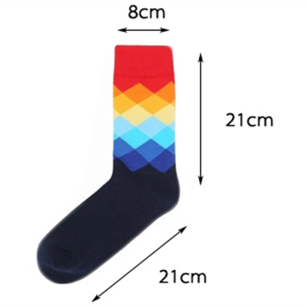 

Color diamond men's cotton tube socks Interesting gradient color plaid men's socks