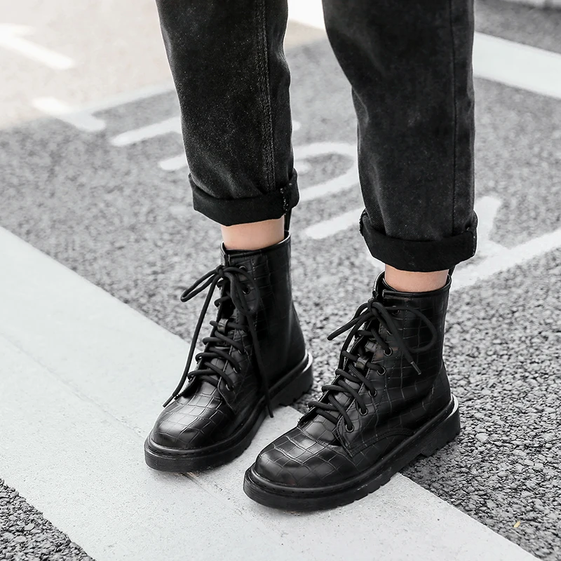 Женские осенние ботинки comboy Обувь на шнуровке Ковбойские в готическом стиле В