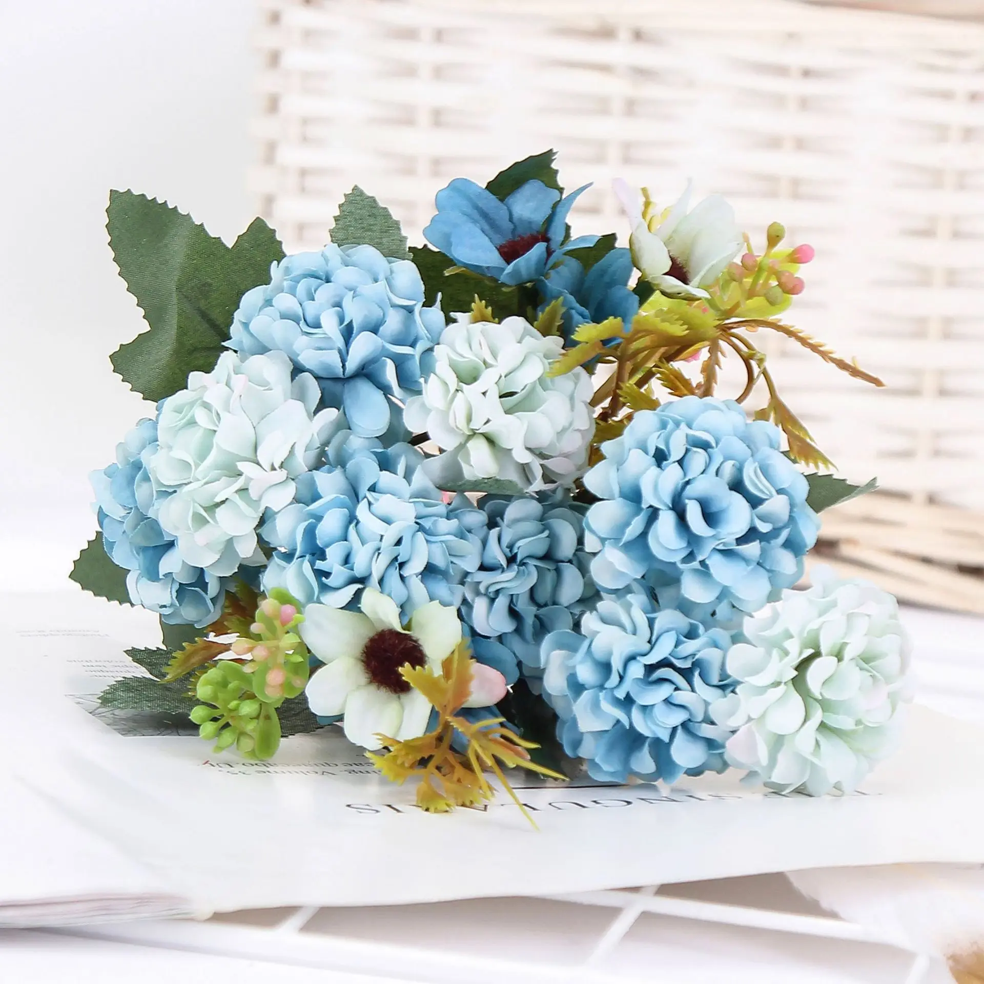 

Artificial Flower Hydrangea Fake Flowers Multiple Colour Bouquet Simulation Cheap for Home Decoration Wedding Holding Flowers