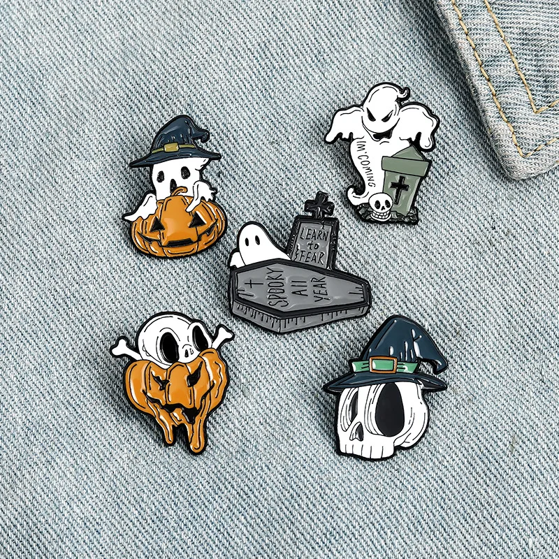 Halloween Enamel Pins Skeleton Skull Pumpkin Ghost Grave Coffin Brooch Bag Gothic Button Badge Boo Jewelry Gift for Friends