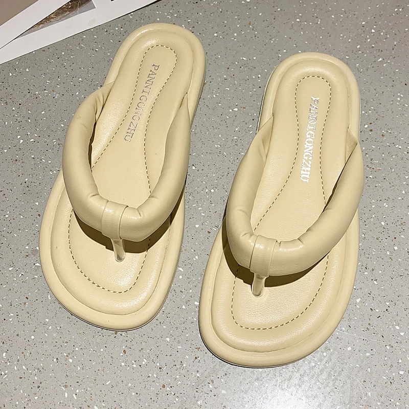 

Women Beach Flip Flops 2021 Summer Flat Shoes Woman Slip On Sandals Non-Slip Sole Comfort Female Fashion Slides Slippers