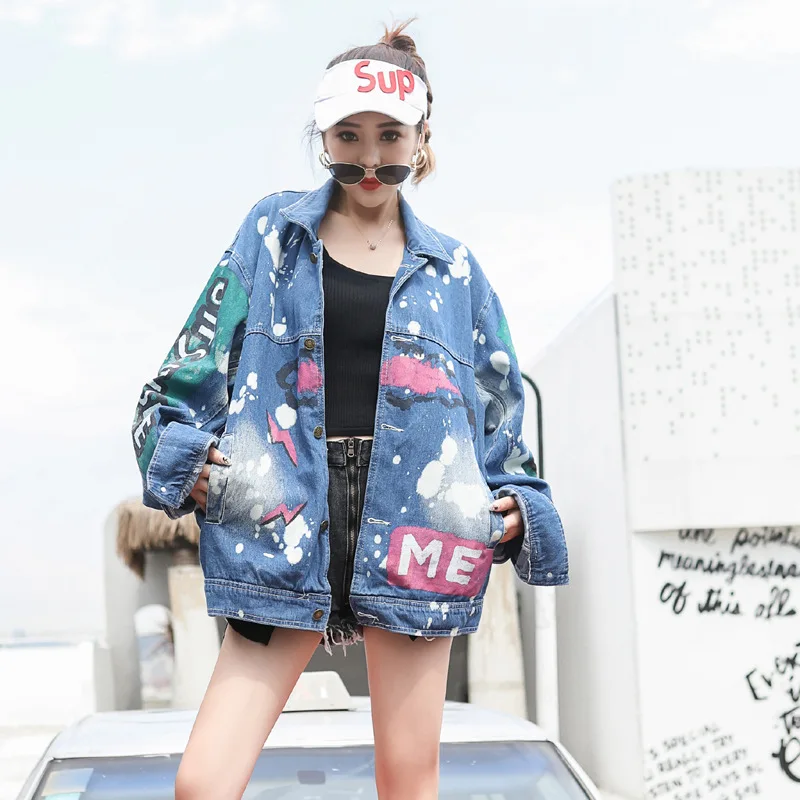 

Sequins women's denim jacket skull graffiti outerwear Oversized loose denim coat women 2020 cotton streetwear jean jacket spring